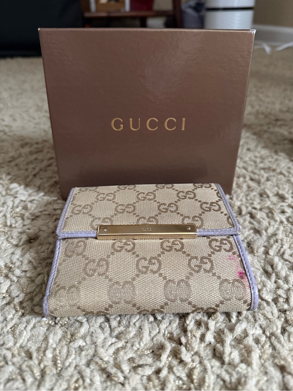 Gucci Beige GG Canvas Bifold Wallet with Lilac Trim and Gold Plate